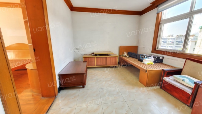 中周家园二手房实景图