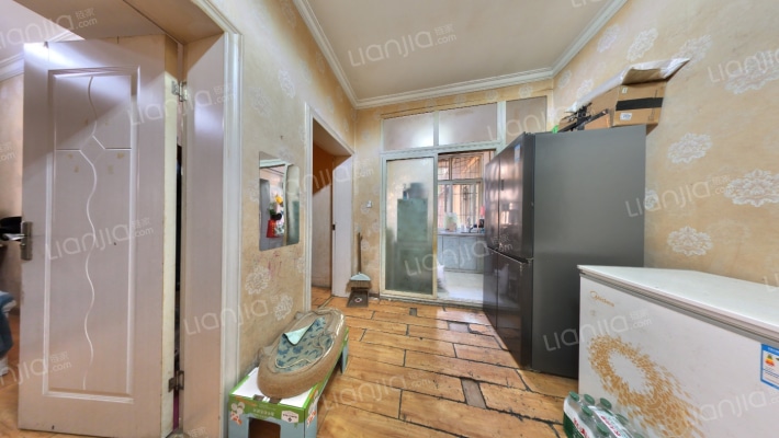 发展社区二手房实景图