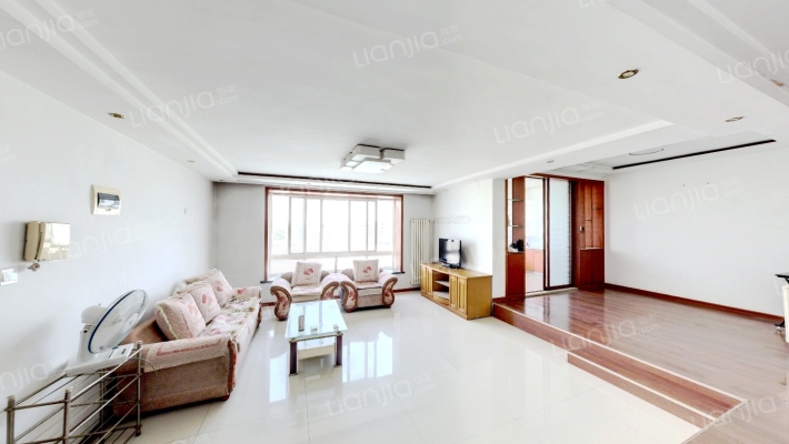 隆福名居二手房实景图