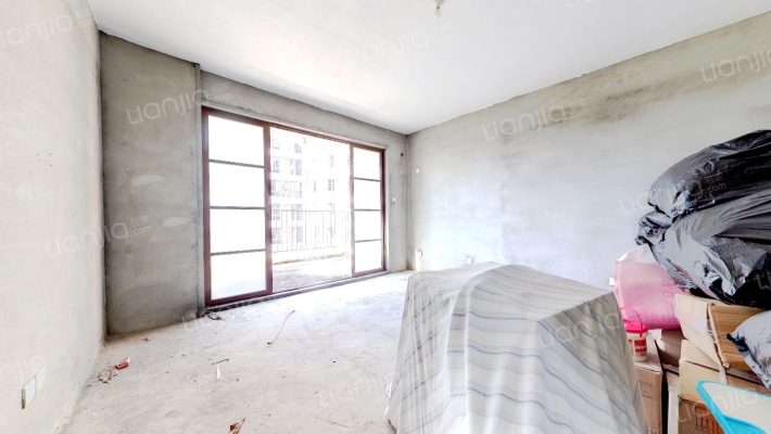 半岛1号二期二手房实景图