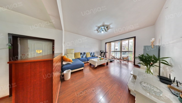 金阳水景二手房实景图