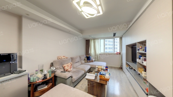 广汇花苑二手房实景图