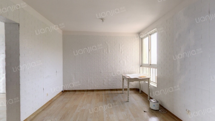 勤奋村二手房实景图