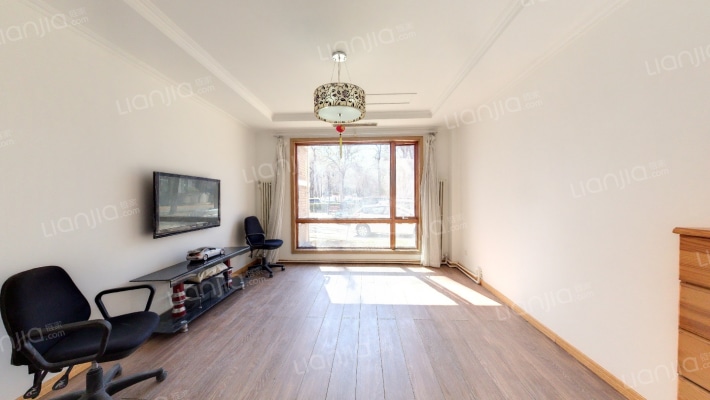 达观别墅二手房实景图