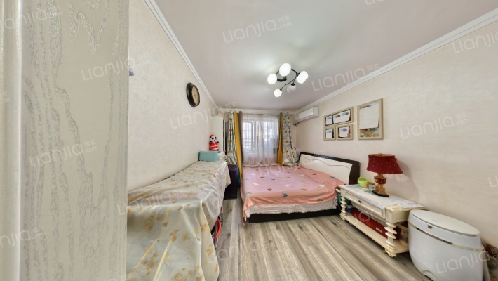 孚泰公寓二手房实景图