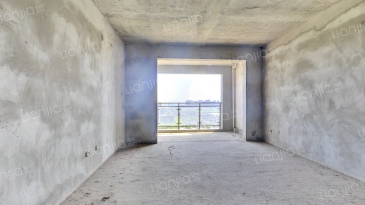 外滩金色年华二手房实景图