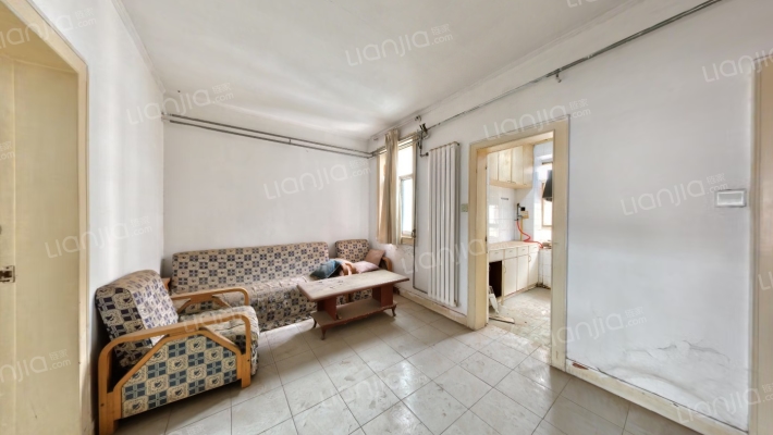 北福华铁银小区二手房实景图