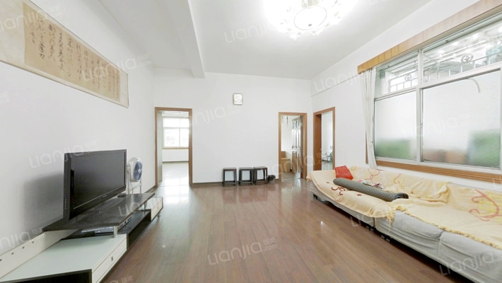 灯具批发市场二手房实景图