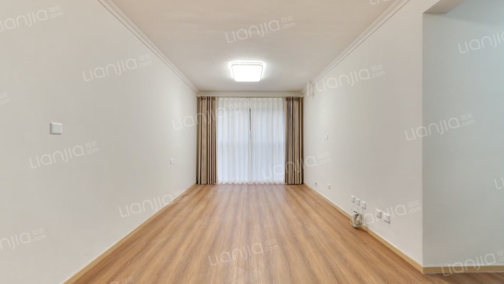 地铁首座二手房实景图