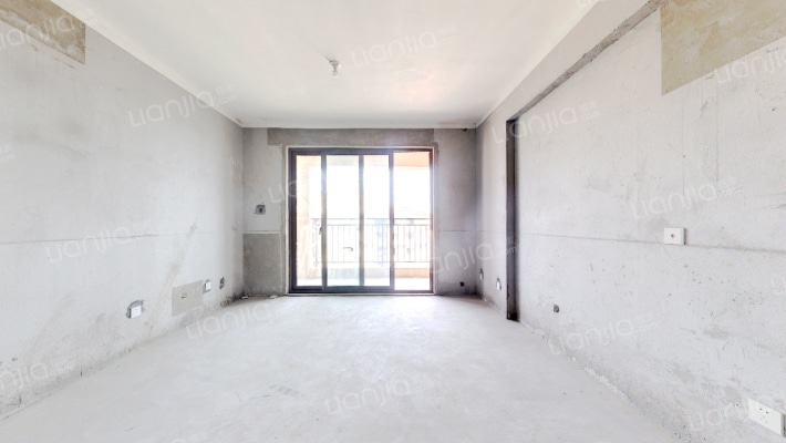 悦湖美郡二手房实景图