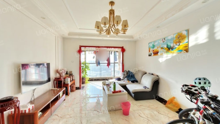 兴港珑湾二手房实景图