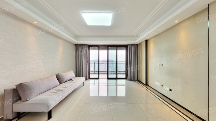 绿地新里城二期二手房实景图