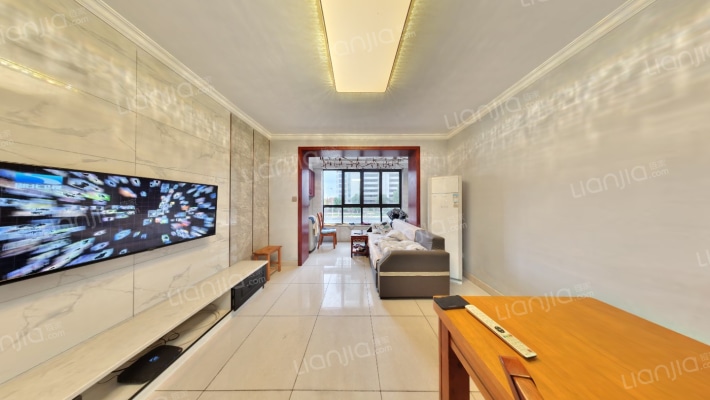 湖畔香榭二手房实景图