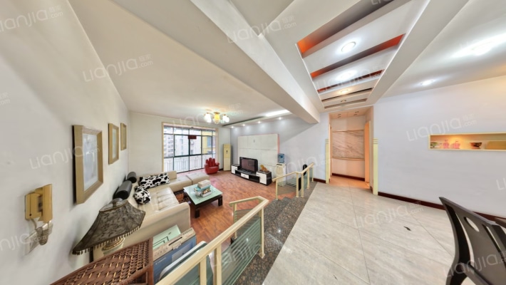 青水美居壹期二手房实景图