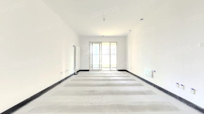 融创美盛宏园二手房实景图