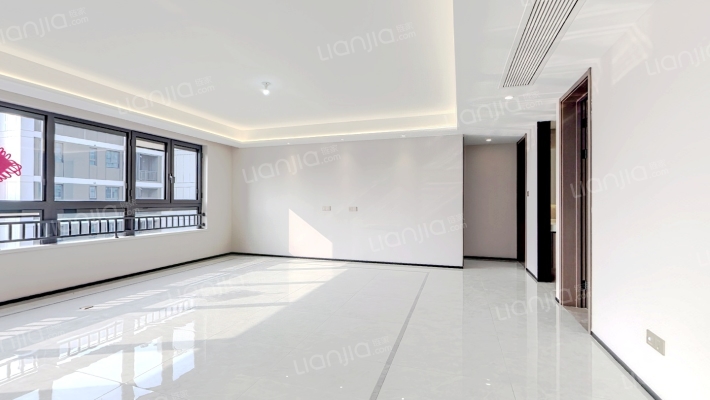 鹿鸣华苑二手房实景图