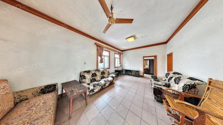 青山湖北大道二手房实景图