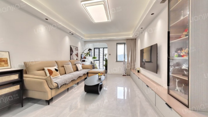 嘉宇中央二手房实景图