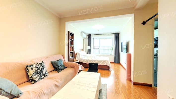 中建港怡嘉园二手房实景图