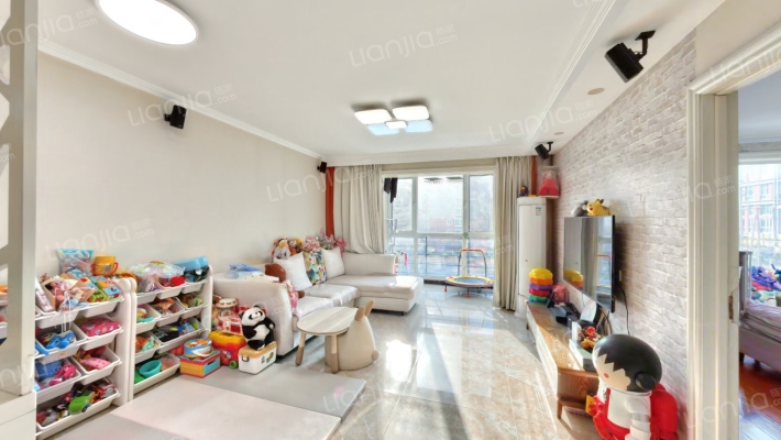 新街坊二手房实景图