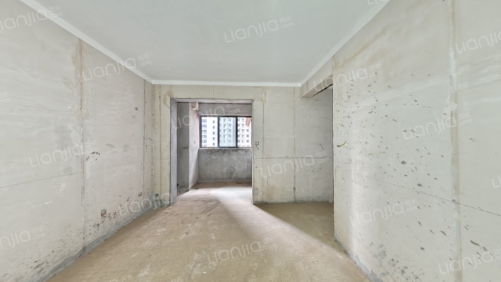 国泰紫荆园二手房实景图