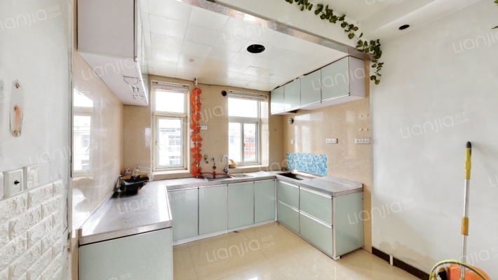 万春小区南区二手房实景图