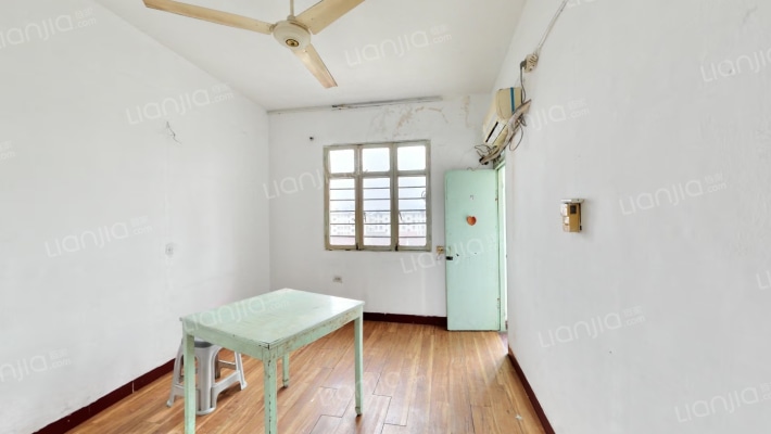 富巷新村南五小区二手房实景图