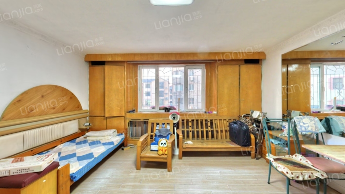 爱民社区二手房实景图