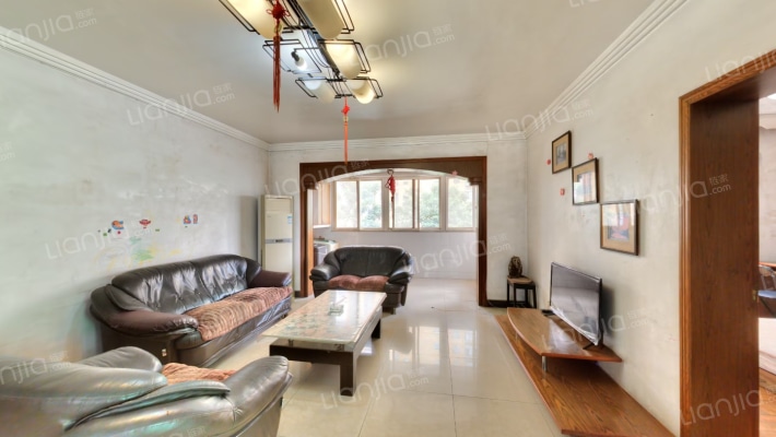 船舶厂宿舍二手房实景图