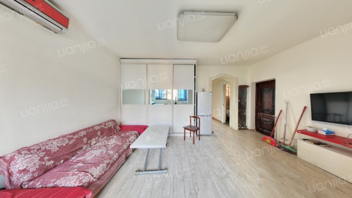 棕南西街1号二手房实景图