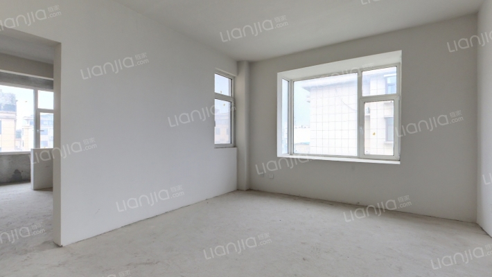 伟业鲁绣家园二手房实景图