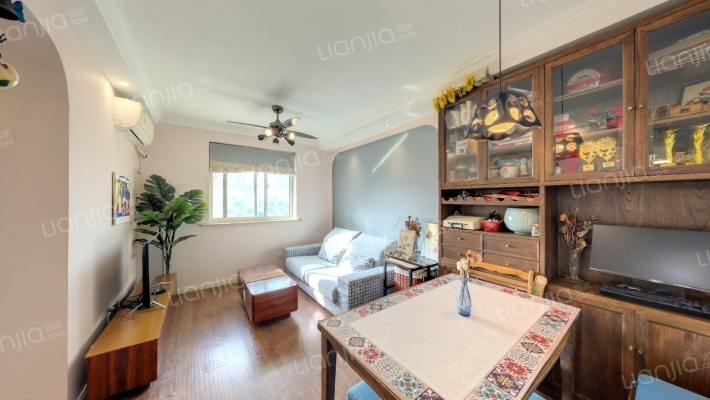 谈家桥路155弄二手房实景图