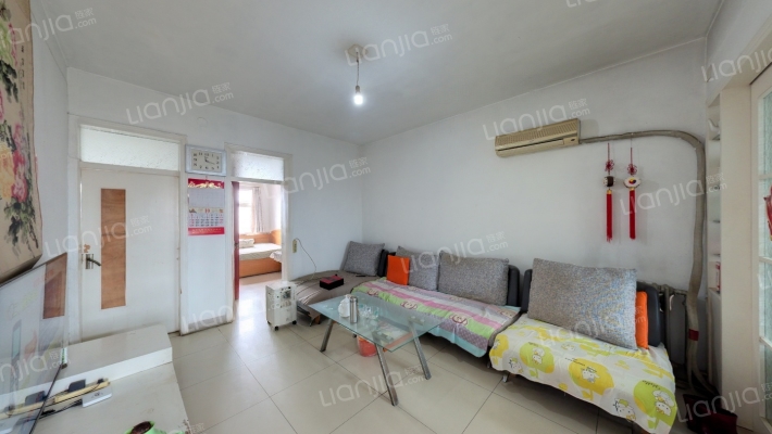 四职中住宅楼二手房实景图