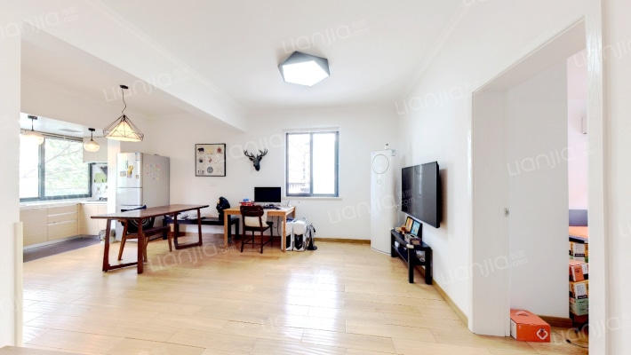 爱民路二手房实景图