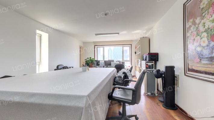 泰达时代二手房实景图