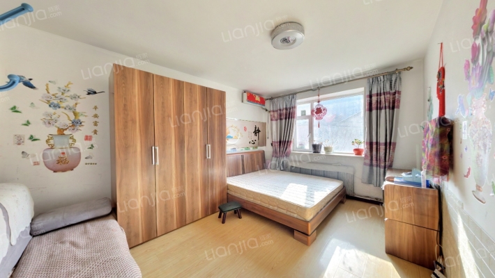 生物服务公司二手房实景图