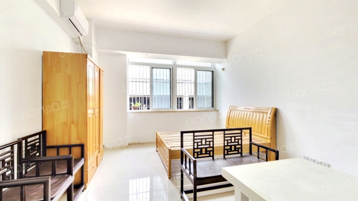 虹桥晶邸二手房实景图