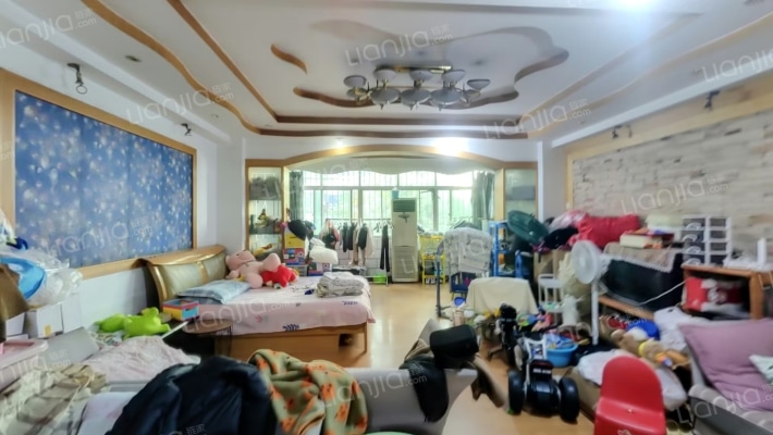 湖光东街4号二手房实景图