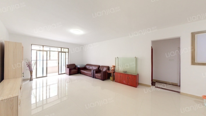 米兰春天二手房实景图