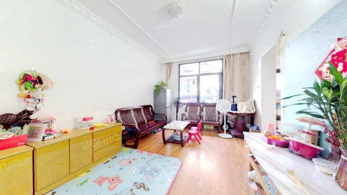 周彭村二手房实景图