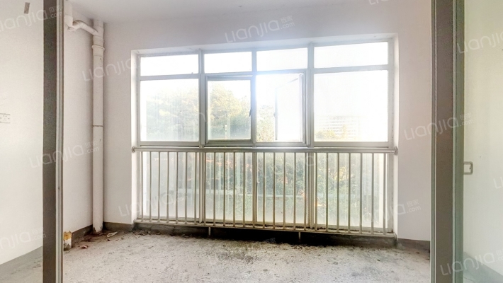 家和楼二手房实景图