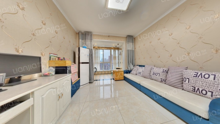 铂悦二手房实景图