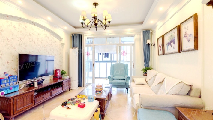 龙苑澜岸二手房实景图