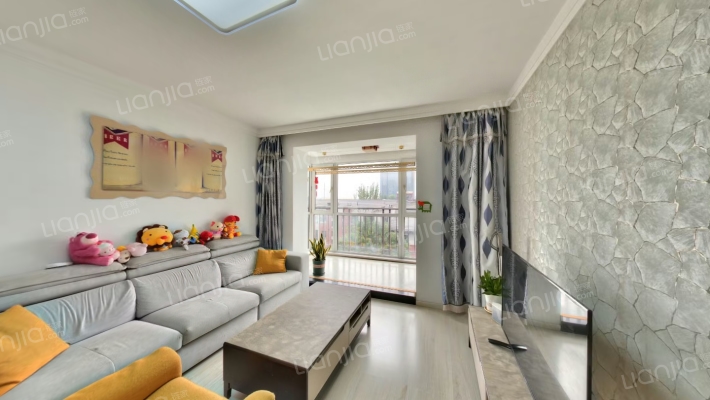 泰盈十里锦城一期二手房实景图