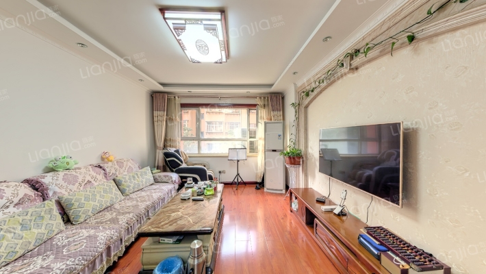 新嘉园广场住宅小区二手房实景图