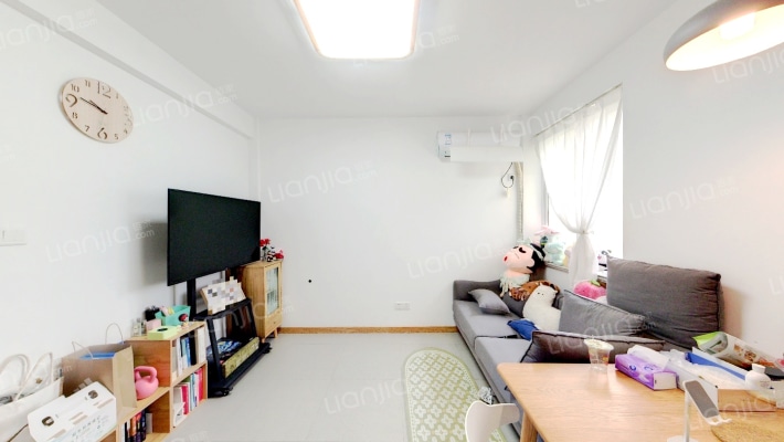 天景佳苑二手房实景图