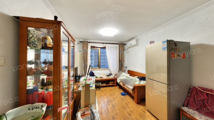 西罗园二区二手房实景图