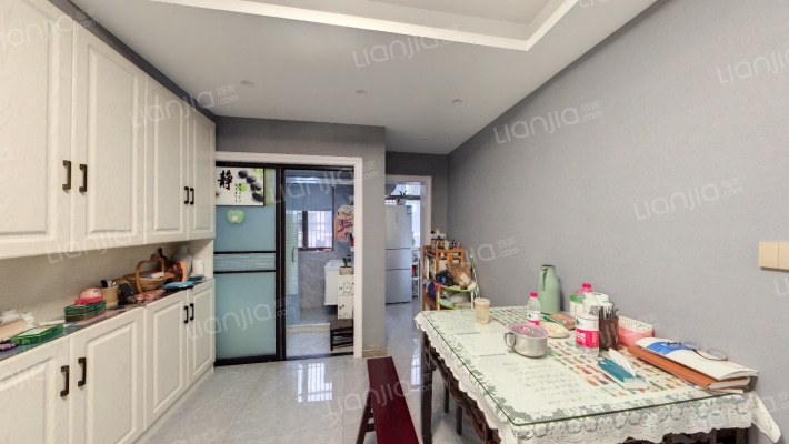 市委新村二手房实景图