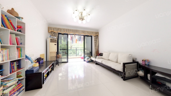 泊岸君庭二手房实景图