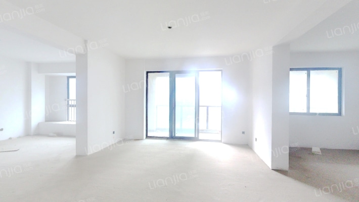 华盛嘉苑二手房实景图